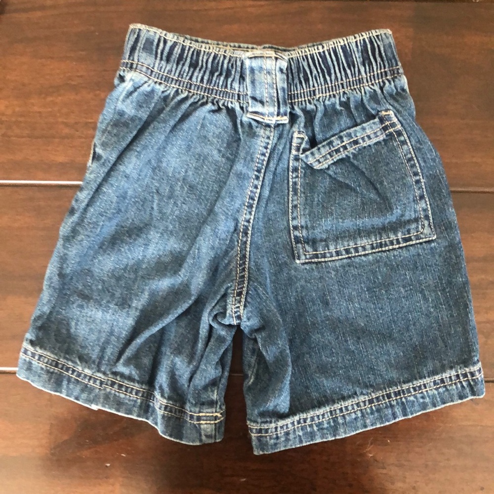 Carter’s boys elastic waste Jean shorts 3t - Picture 2 of 3
